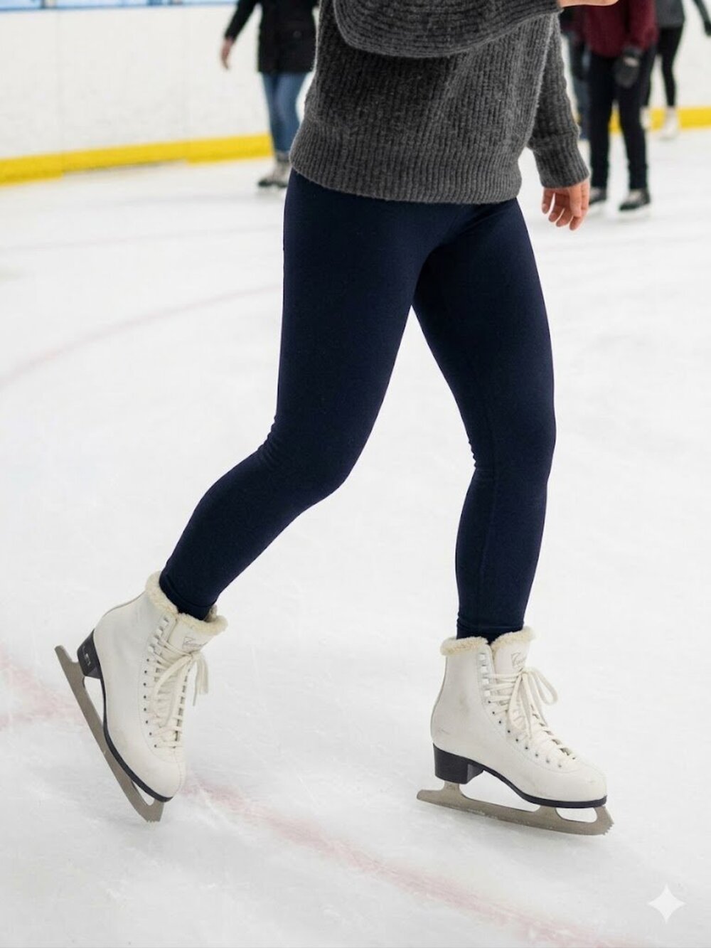 Jackson Cameo Figure Ice Skates - White - Women’s Size 8 - Excellent Condition